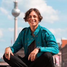 alex